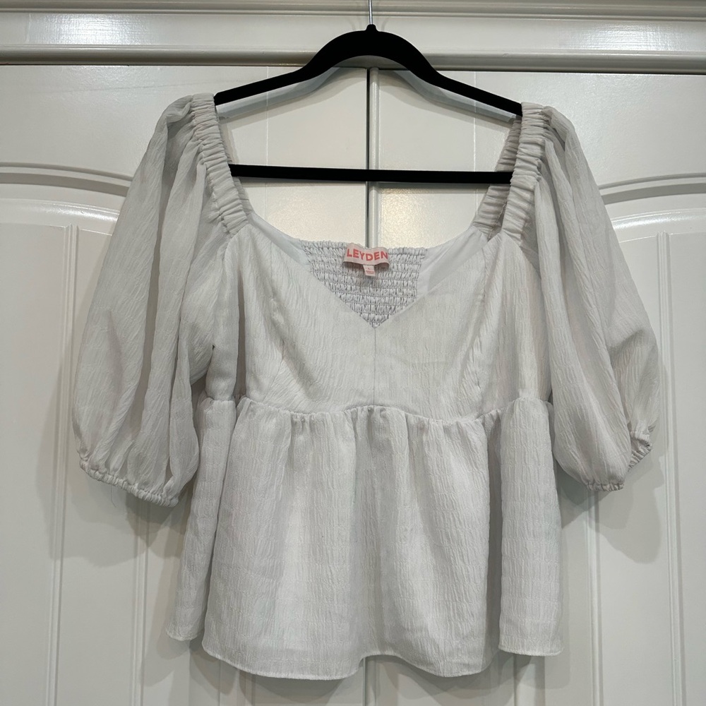 Leyden Puff Sleeve Top